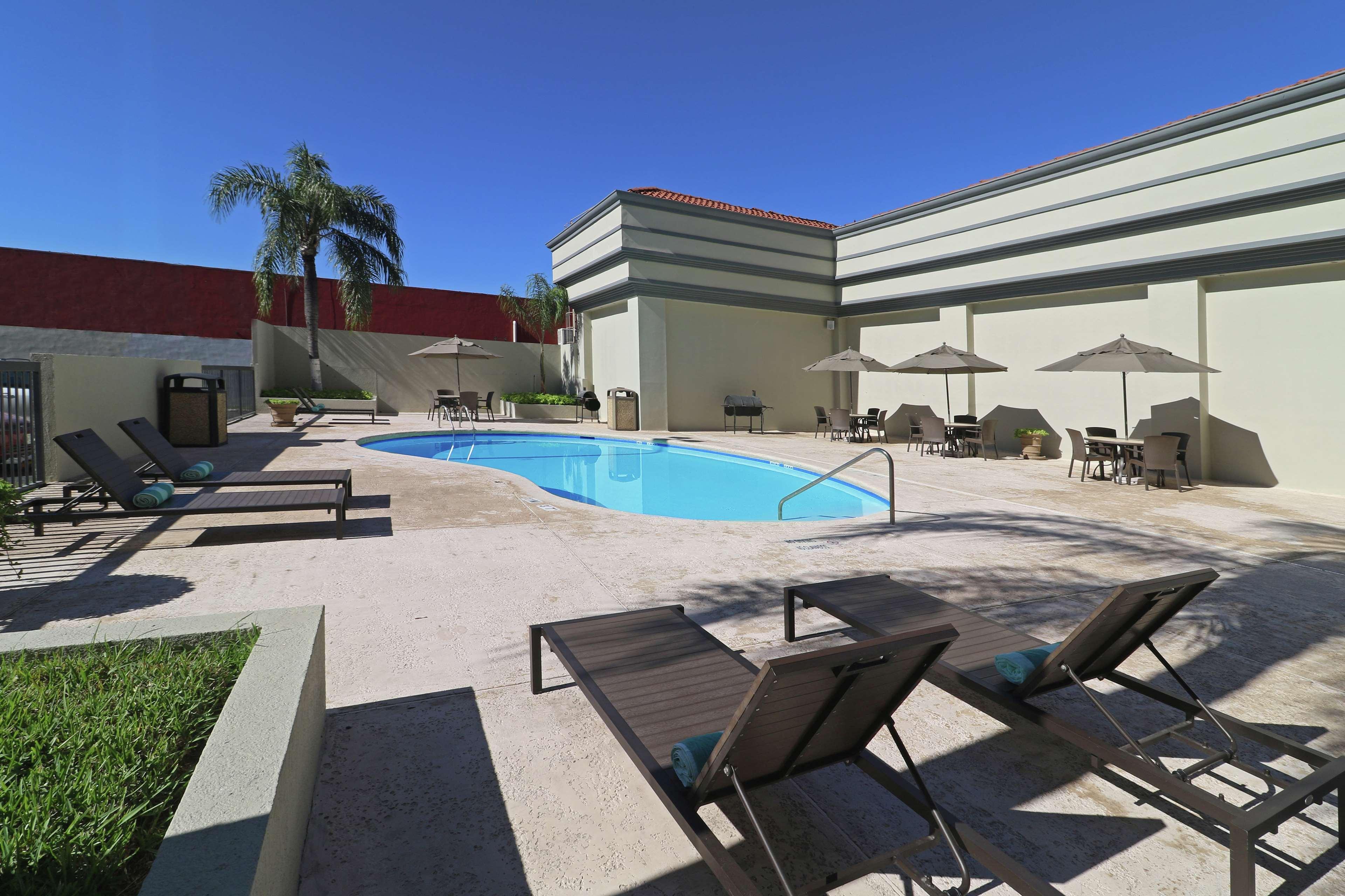 Hampton Inn Monterrey-Airport Apodaca Kültér fotó
