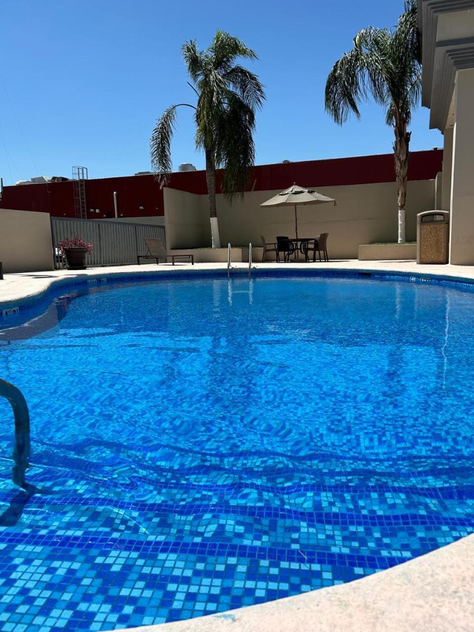 Hampton Inn Monterrey-Airport Apodaca Kültér fotó